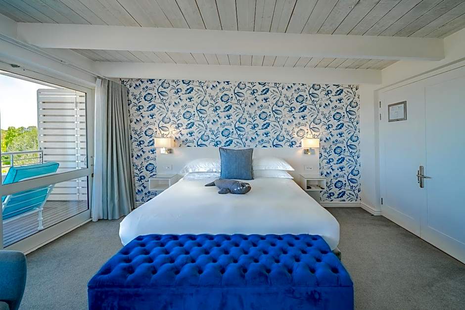 One Marine Drive Boutique Hotel & Spa by The Living Journey Collection