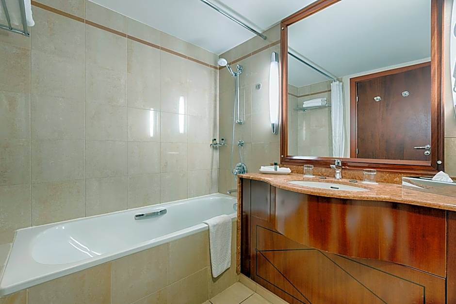 Occidental Paris Levallois