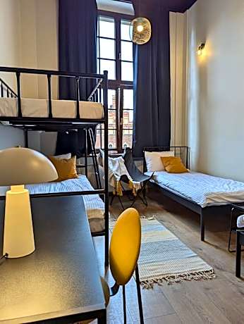 Economy Quadruple Room with Shared Bathroom