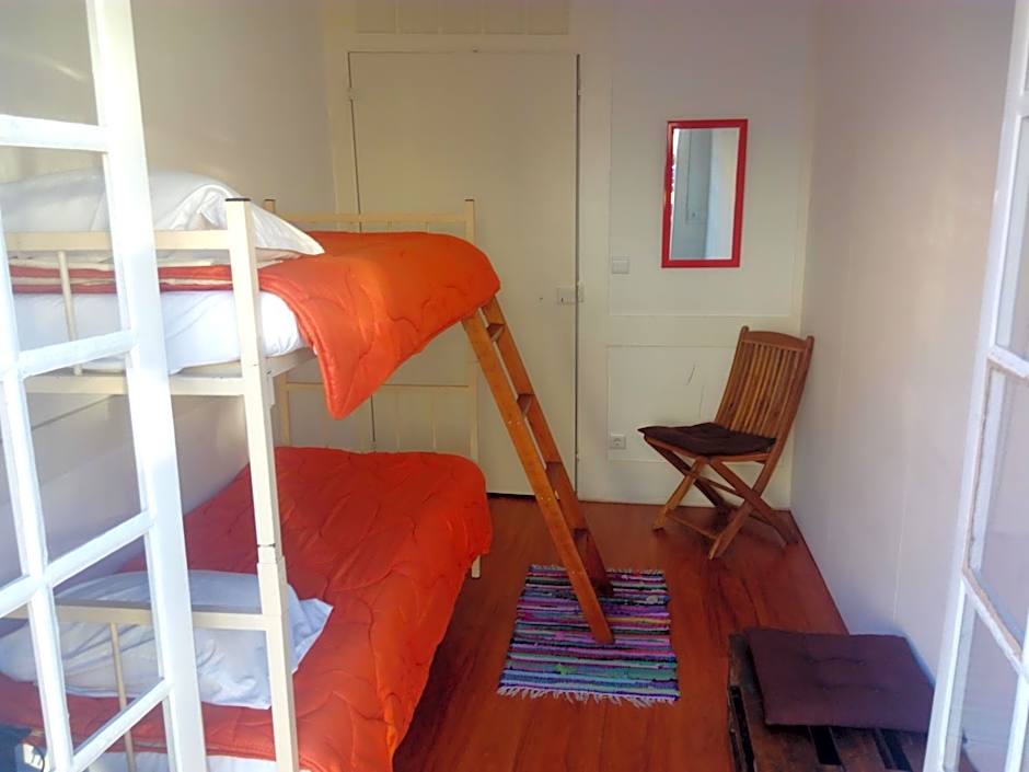 Foto 1 di 1 di Single Bed in Mixed Dormitory Room