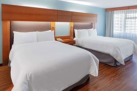 2 Double Beds Standard Non-Smoking