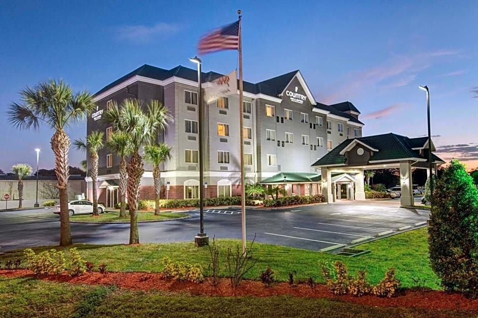 Country Inn & Suites by Radisson, St. Petersburg - Clearwater, FL