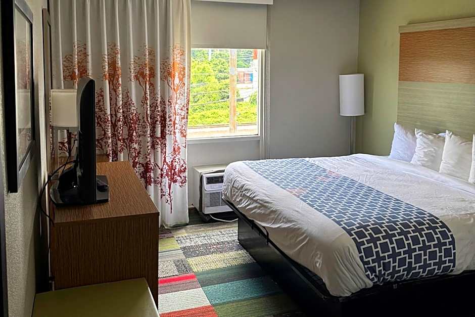 Gallus Stadium Park Inn, an Ascend Collection Hotel