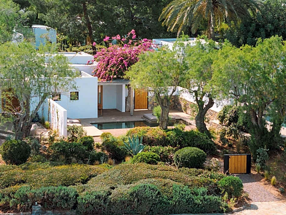 Minos Beach Art Hotel, a Member of Design Hotels