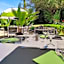 Hotel Be Guest Limoges Sud ex Black & Green