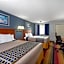 Travelodge by Wyndham Spirit Lake/Okoboji