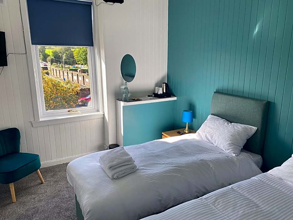 Queensberry arms hotel