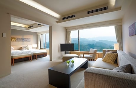 Suite with Mountain View - Non-Smoking