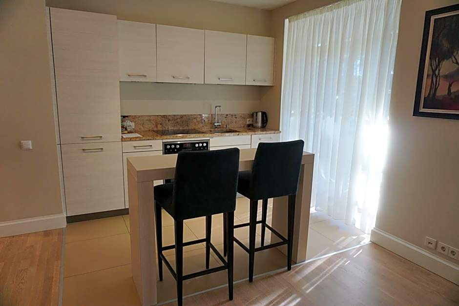 Wooden Villa APARTMENTS