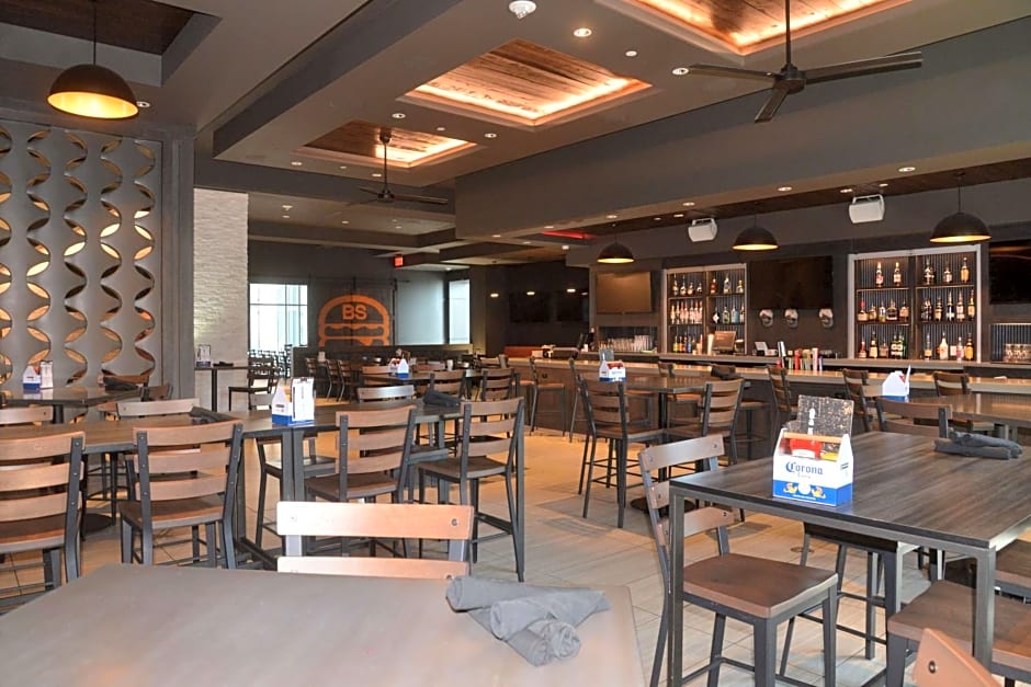 Embassy Suites By Hilton Kansas City/Olathe