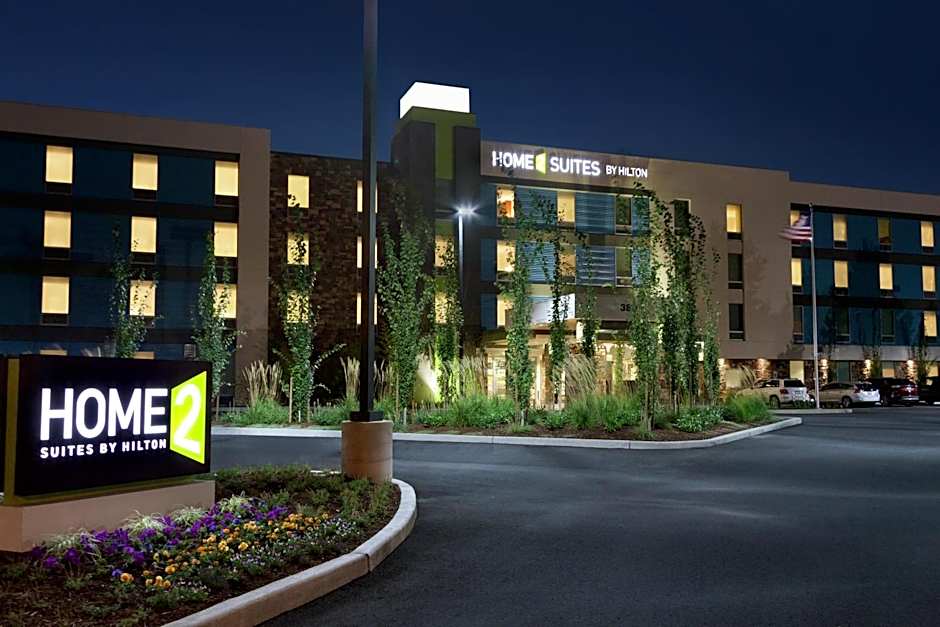 Home2 Suites By Hilton Seattle Airport