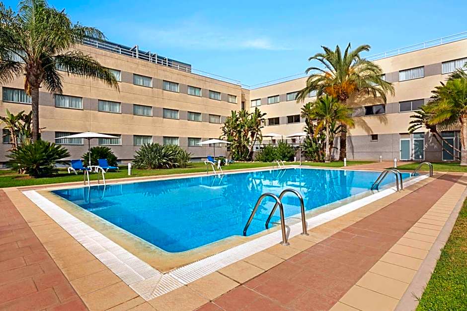 Ramada by Wyndham Valencia Almussafes