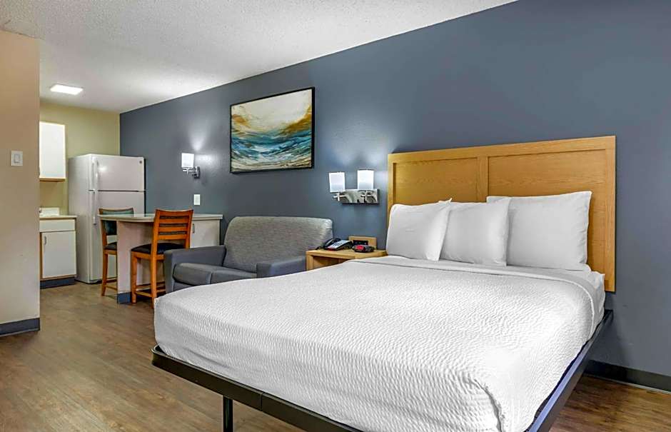 Extended Stay America Suites - Arlington
