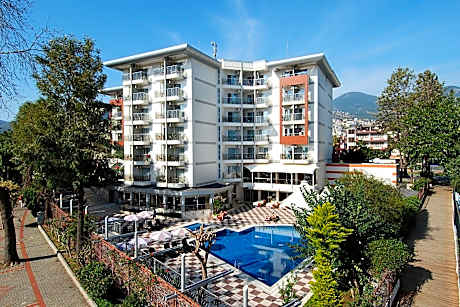 Grand Okan Hotel
