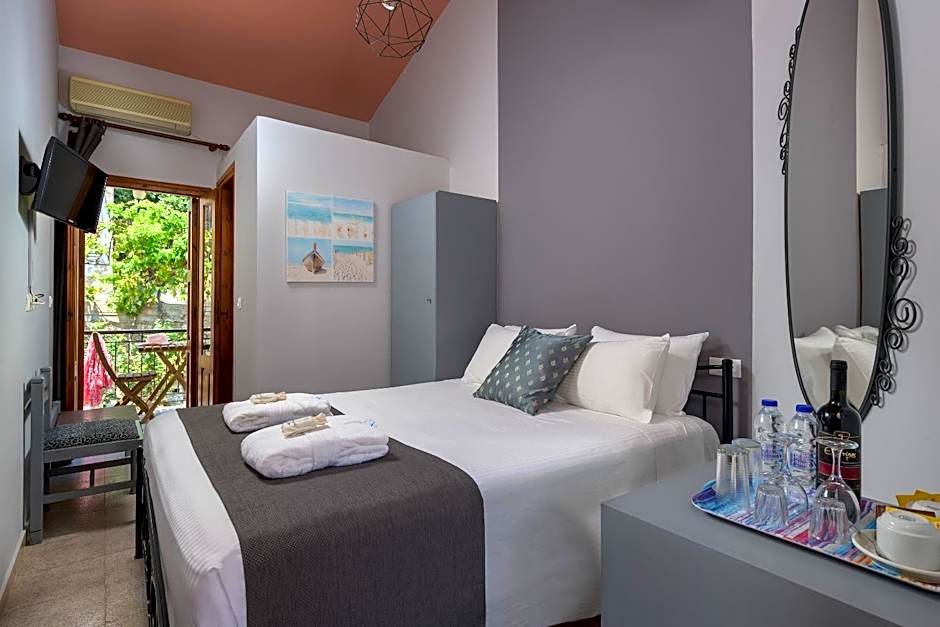 Grace Hotel & Studios