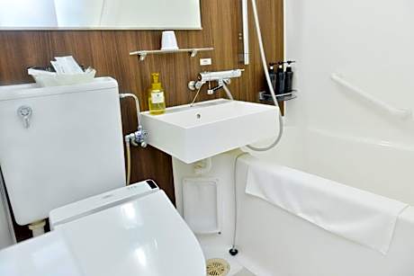 Single Room - Smoking (E-Cigarets Only)