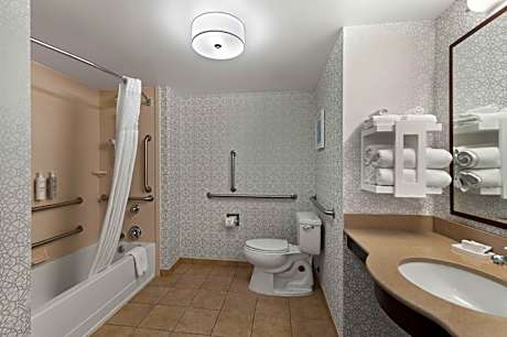 King Room with Accessible Tub - Mobility and Hearing Access/Non-Smoking