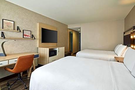 Accessible Guest room, 2 Double, Ground floor (Mobility Accessible w/ Roll-in Shower)