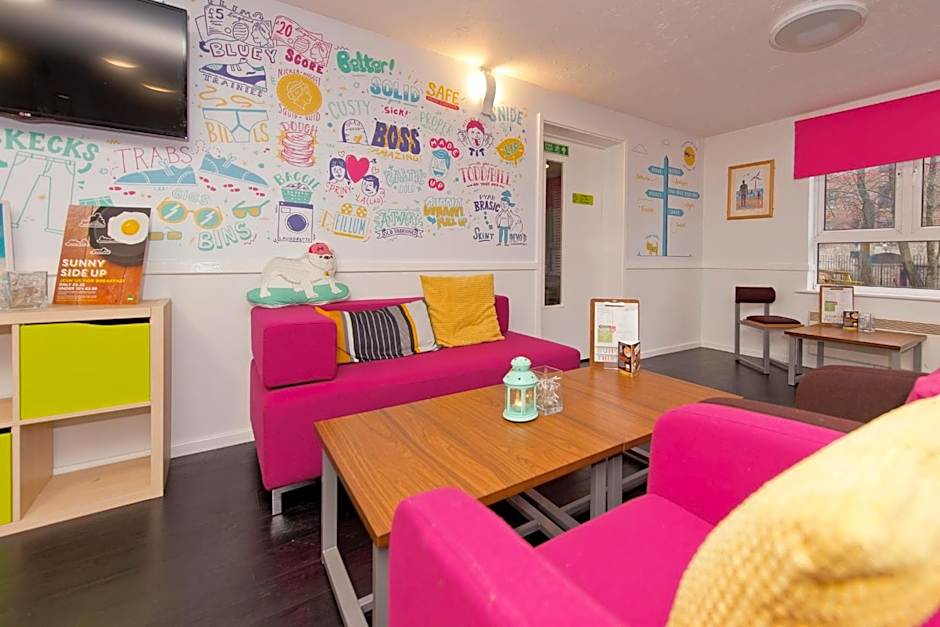 YHA Liverpool Albert Dock