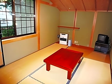 Japanese Style with Shared Bathroom
