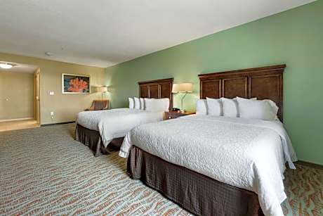 Queen Room with Two Queen Beds - Mobility and Hearing Access/Non-Smoking