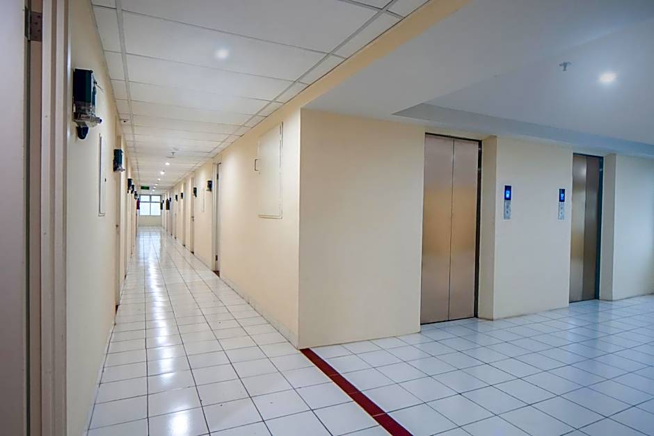 OYO Life 2837 Apartment Dramaga Tower