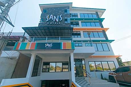 Sans Hotel near Enchanted Kingdom Santa Rosa Laguna