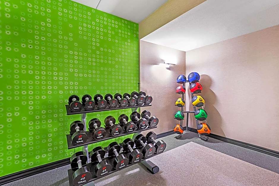 La Quinta Inn & Suites by Wyndham Jamestown, NY-Downtown