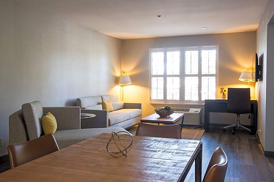 Hotel Indigo Napa Valley By IHG