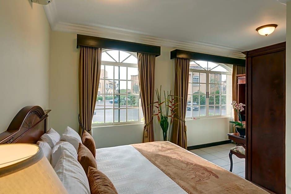 Photo 1 of 8 of Junior Suite