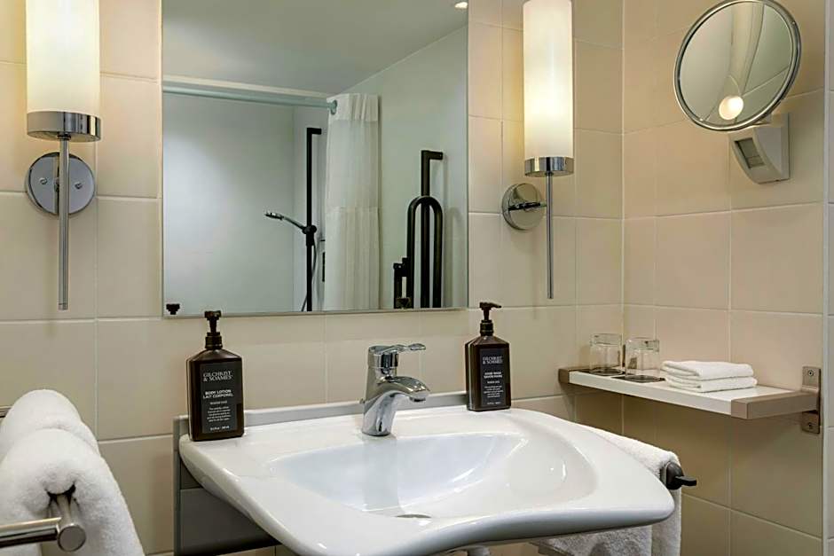 Sheraton Brussels Airport Hotel