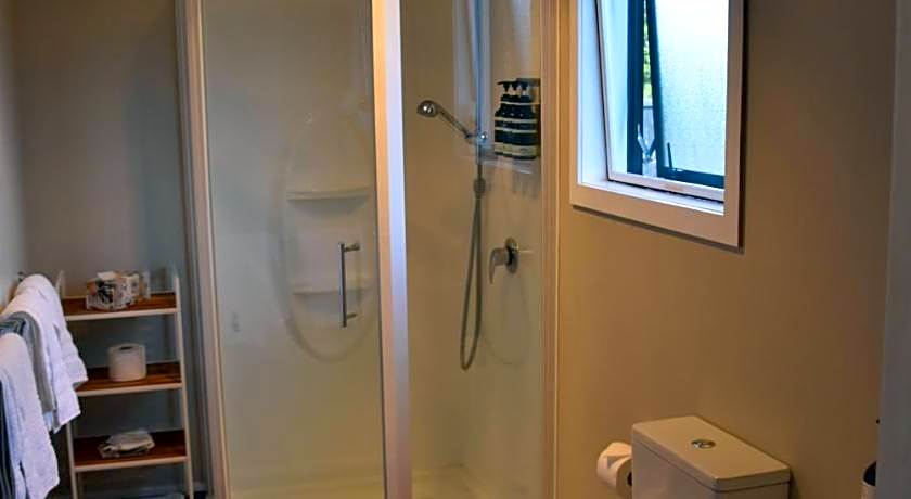 73 Milton Accommodation