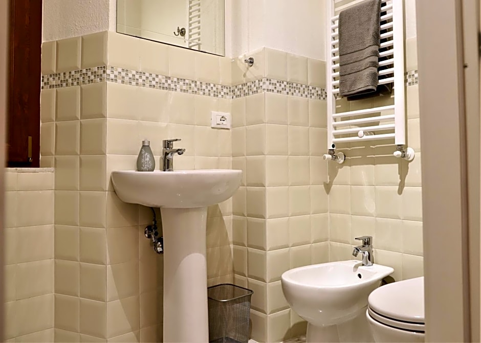 Monti Guesthouse