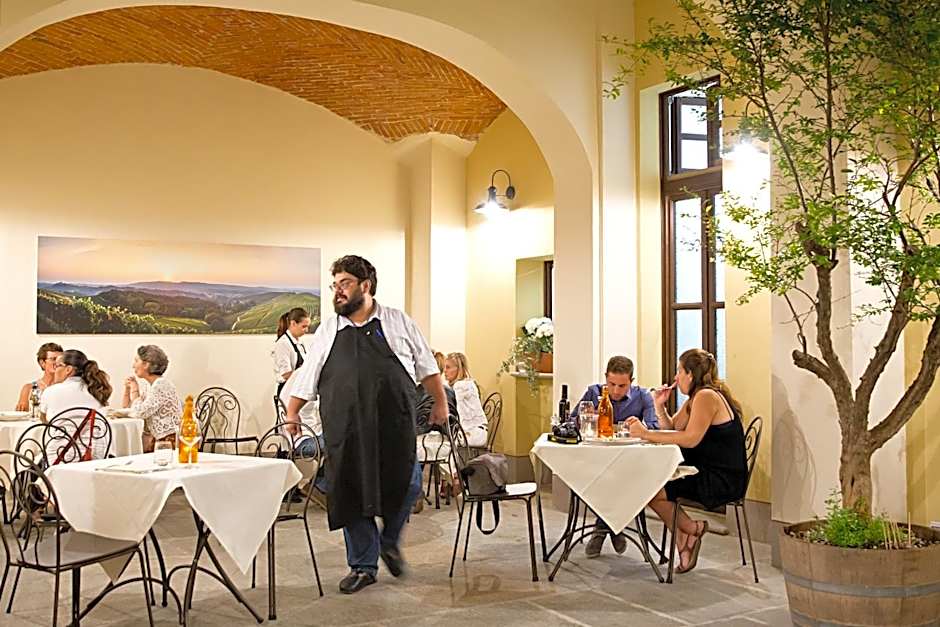 Osteria Senza Fretta Rooms for Rent