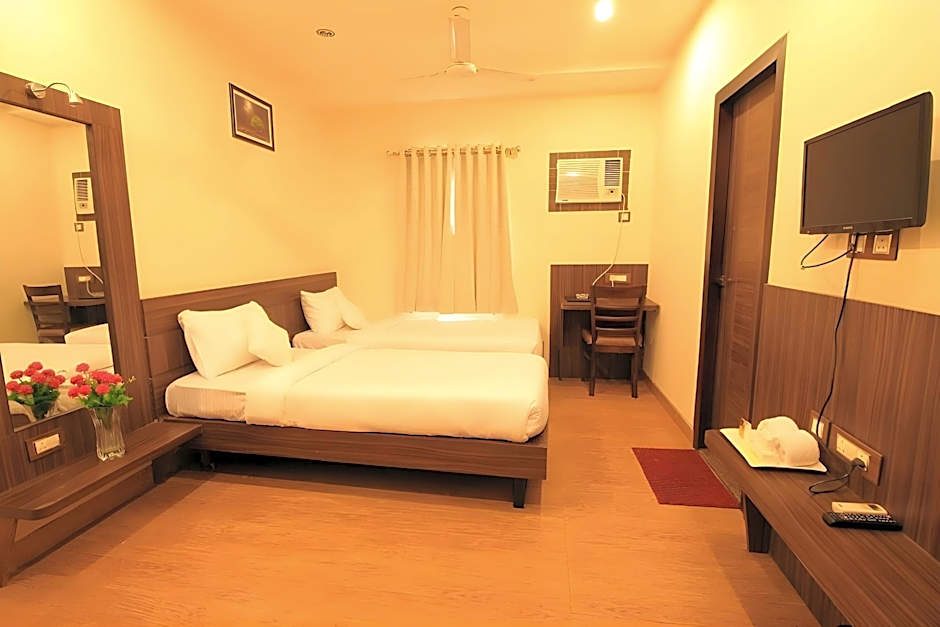 Rajdarbar Hotel & Banquets