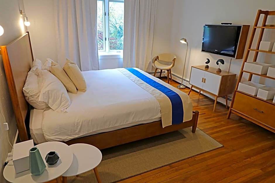 The Hotel Marblehead