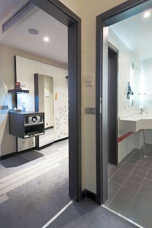 One-Bedroom Suite