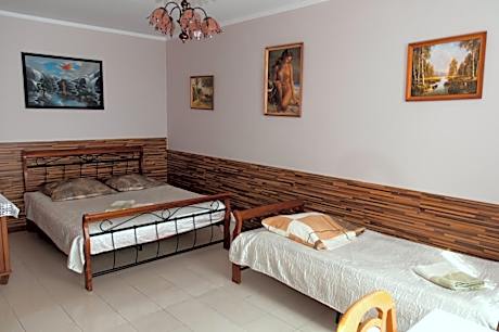 Classic Quadruple Room