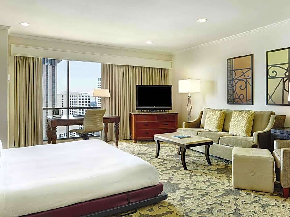 Hilton New Orleans Riverside