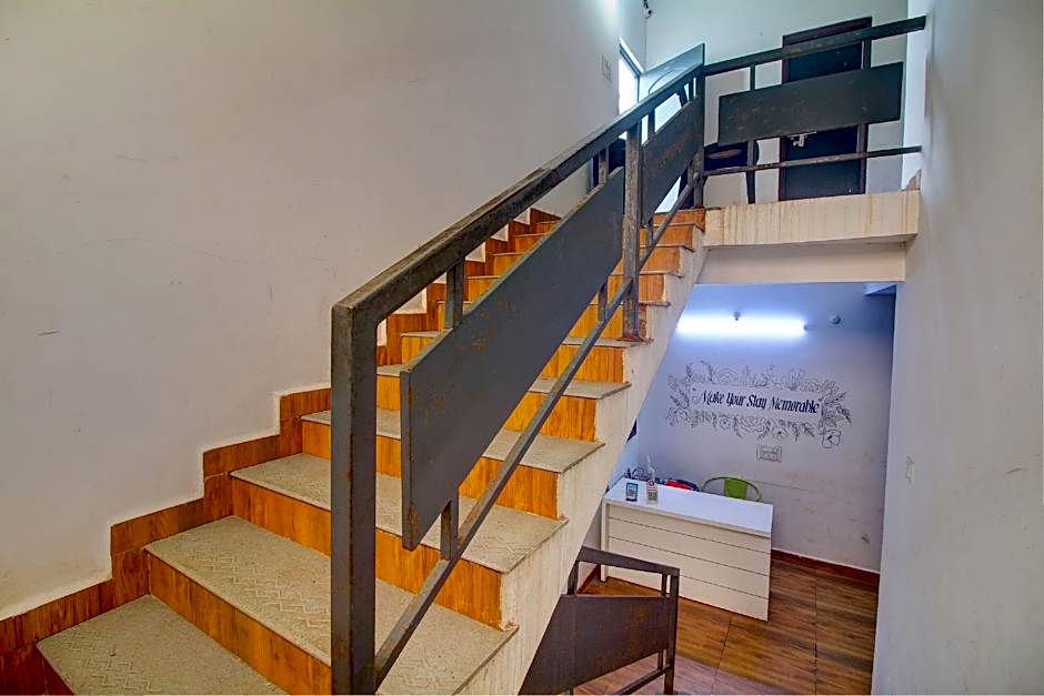 OYO 807110 Hotel  Sai Shabri