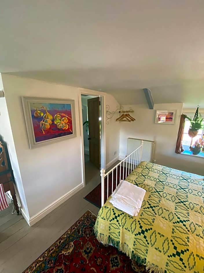 Art House B & B