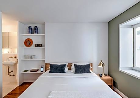 Deluxe Apartment with River View