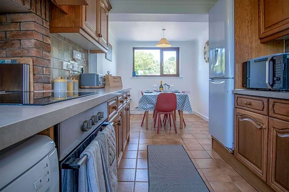 Avoca - 3 Bedroom Holiday Home - Llangennith