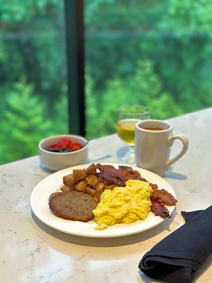 DoubleTree By Hilton Hotel Charlottesville