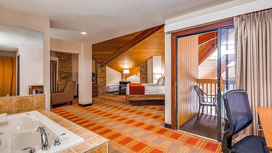 Best Western Lakewood Inn