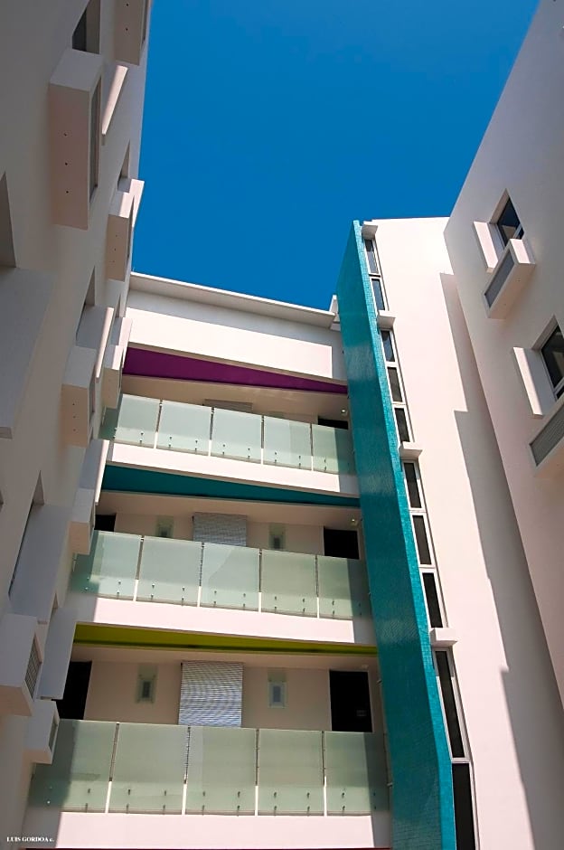 Nu Hotel