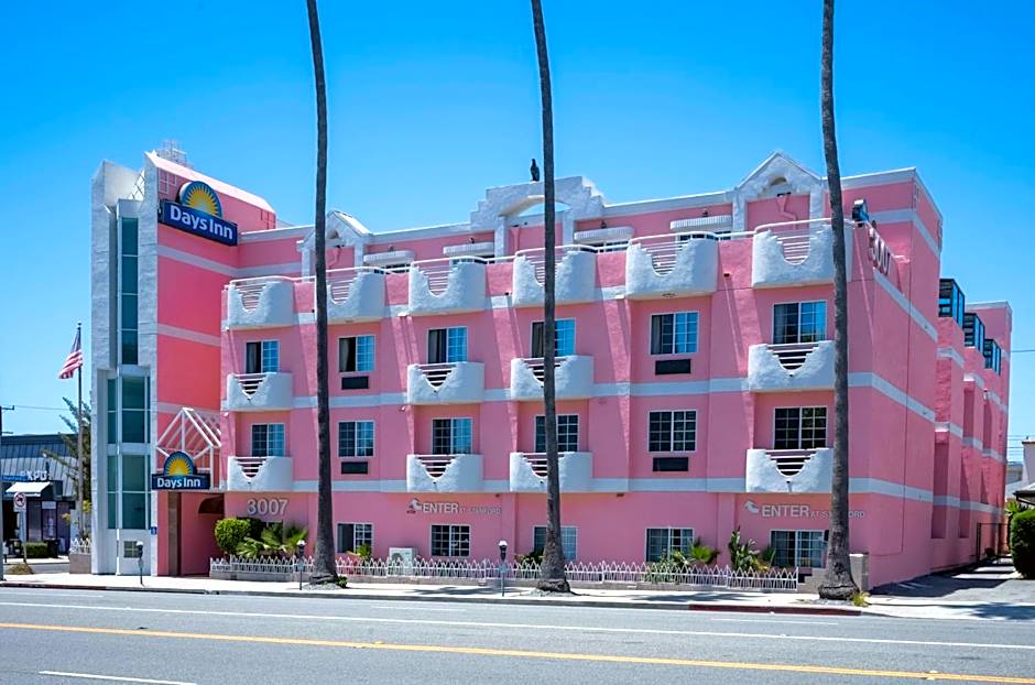 Days Inn by Wyndham Santa Monica