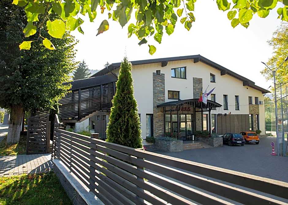 AQUARIUS BOUTIQUE HOTEL