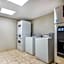 Holiday Inn Express & Suites Albany Airport - Wolf Road By IHG