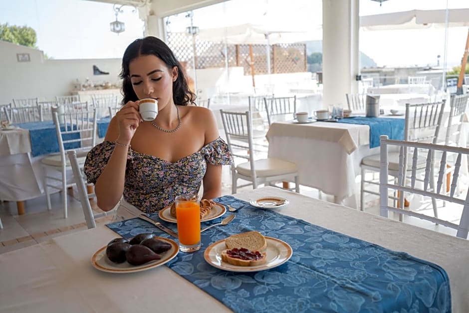 Hotel Tritone Lipari